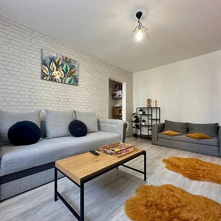 Londof Apartments- New Center Брашов Экстерьер фото