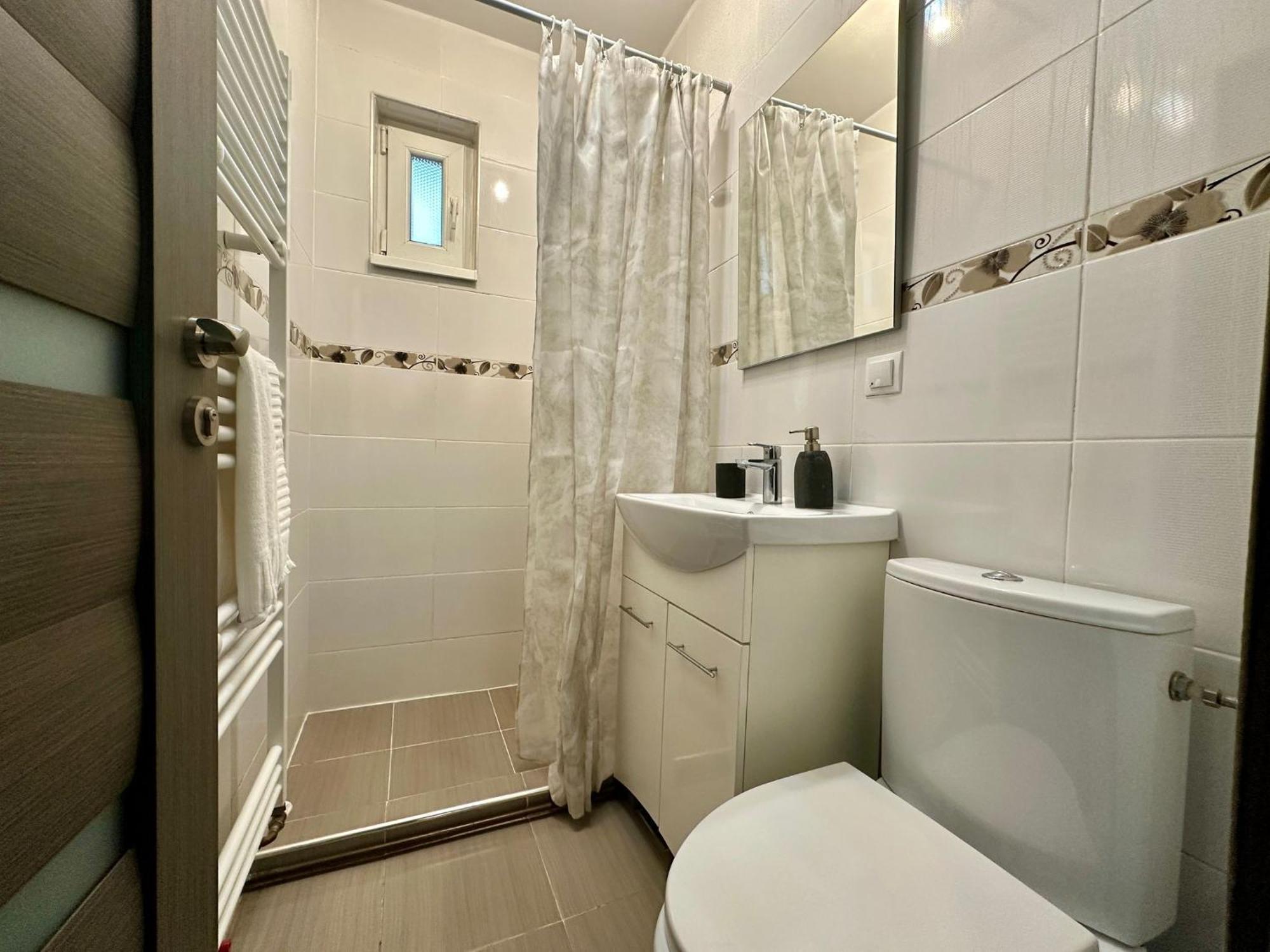 Londof Apartments- New Center Брашов Экстерьер фото